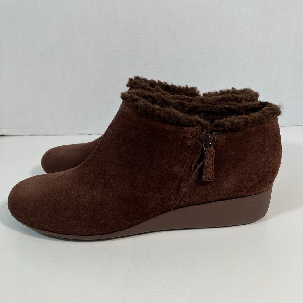 Cole Haan Sz 10.5 B Callie Waterproof Shearling Suede Wedge Booties Brown EUC